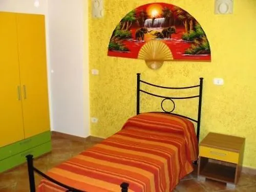 Отель Madogi Sant'Angelo di Brolo Гостевой дом