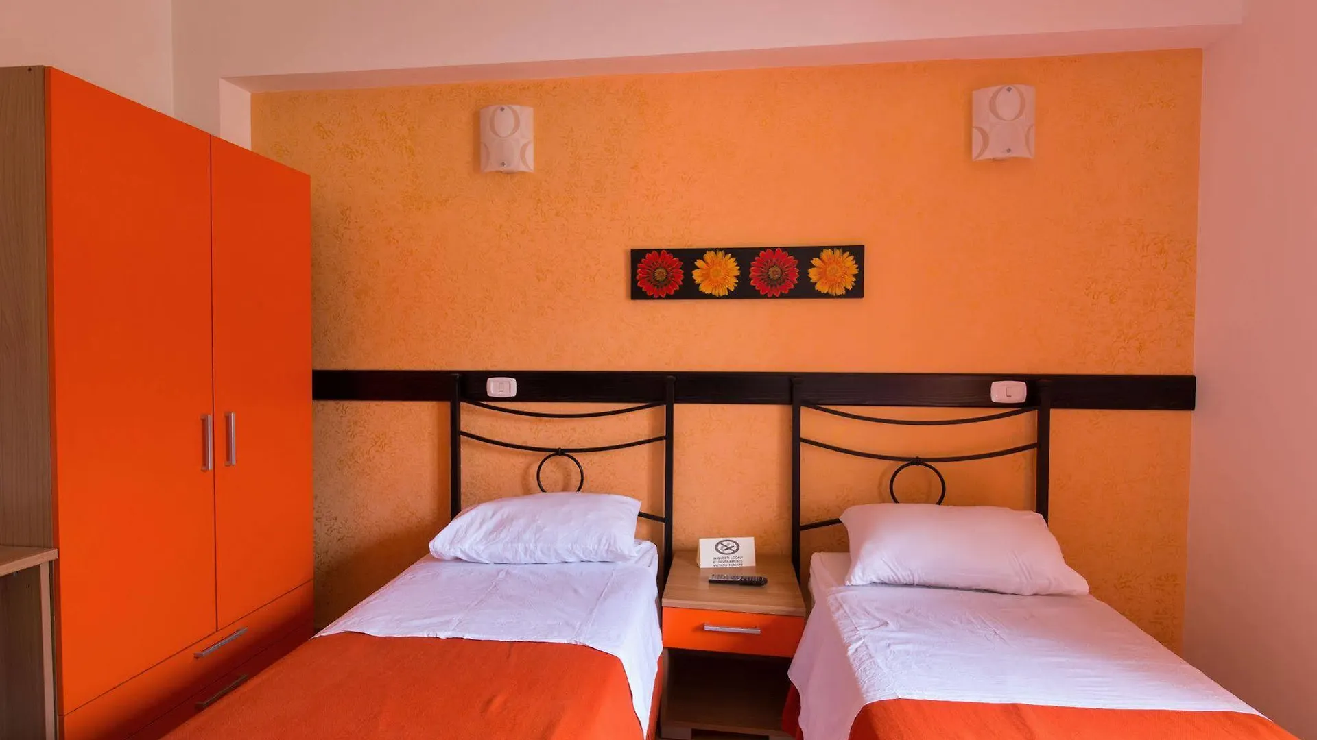 Отель Madogi Sant'Angelo di Brolo 0*,  Италия